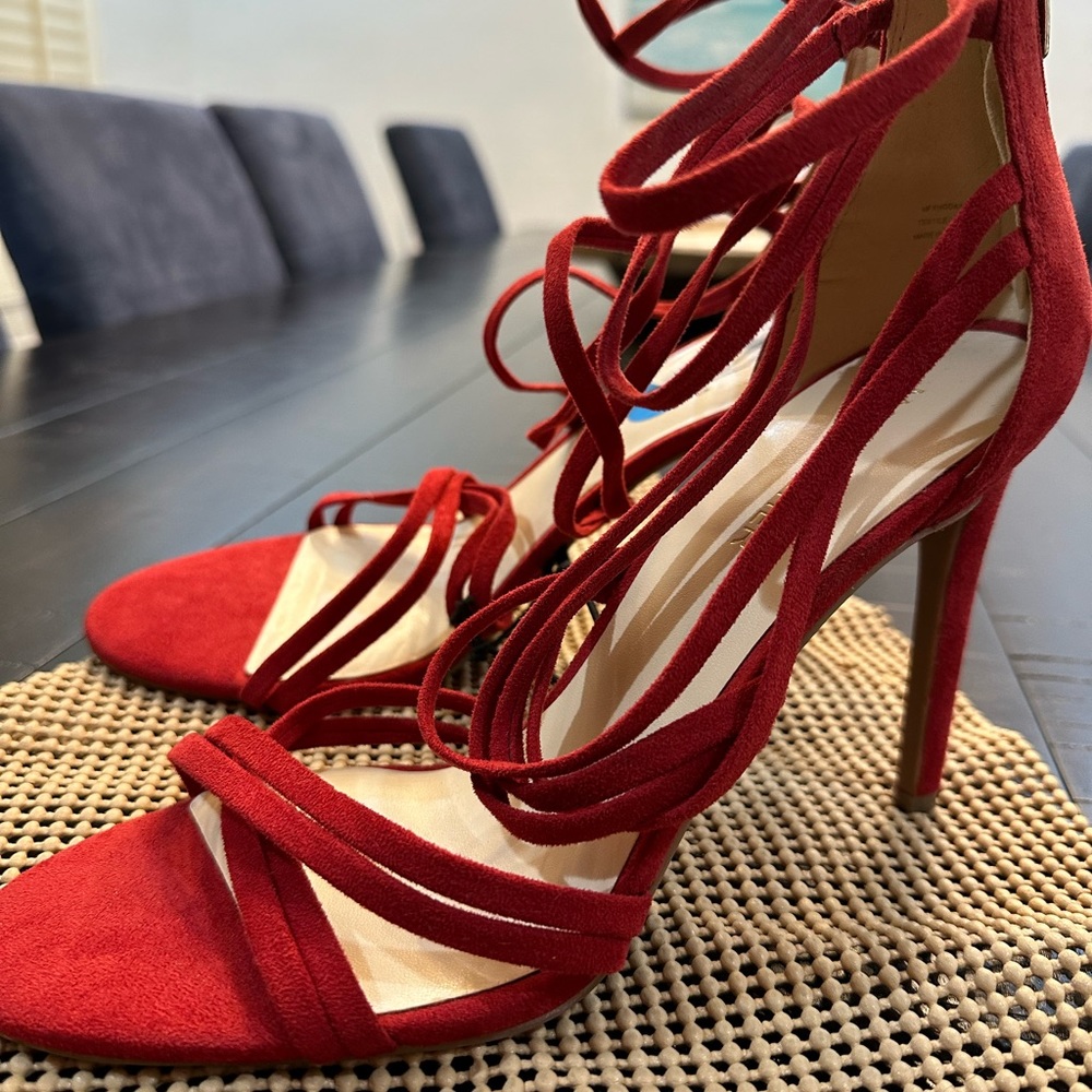 Brand new Marc Fisher heels